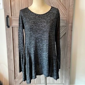 Maurice’s long sleeve slouchy tunic with pockets